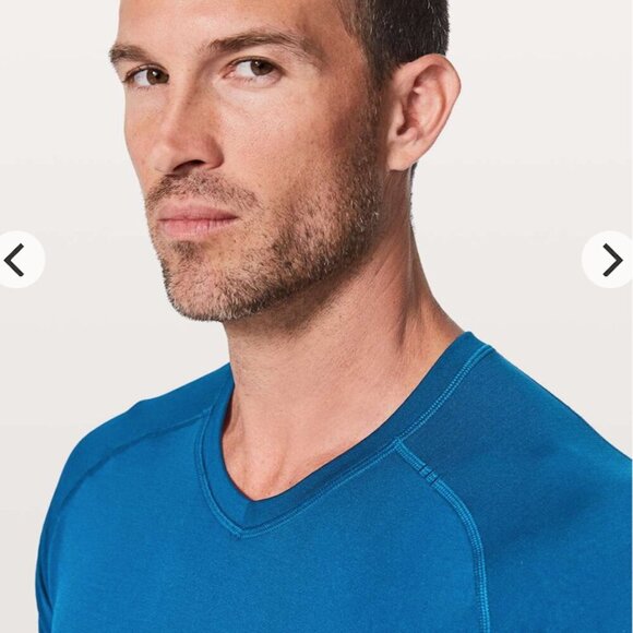 Lululemon - Men’s Metal Vent Tech Short Sleeve V-Neck Tee - Dark Royal, Med - Picture 9 of 11